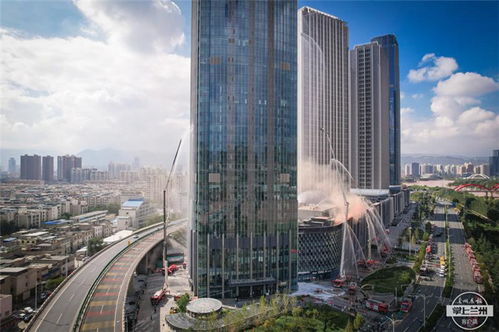 烈焰鑄盾，實戰礪兵——蘭州舉行大型商業綜合體滅火救援實戰演練側記